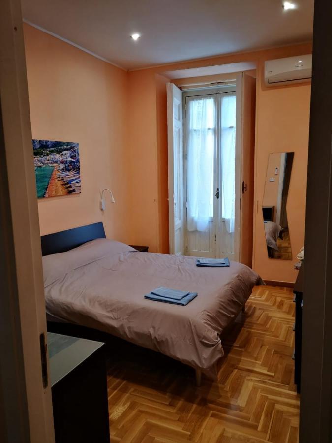 Casa Cupiello Via Chiaia - Casa Vacanze Ad Uso Esclusivo ナポリ エクステリア 写真