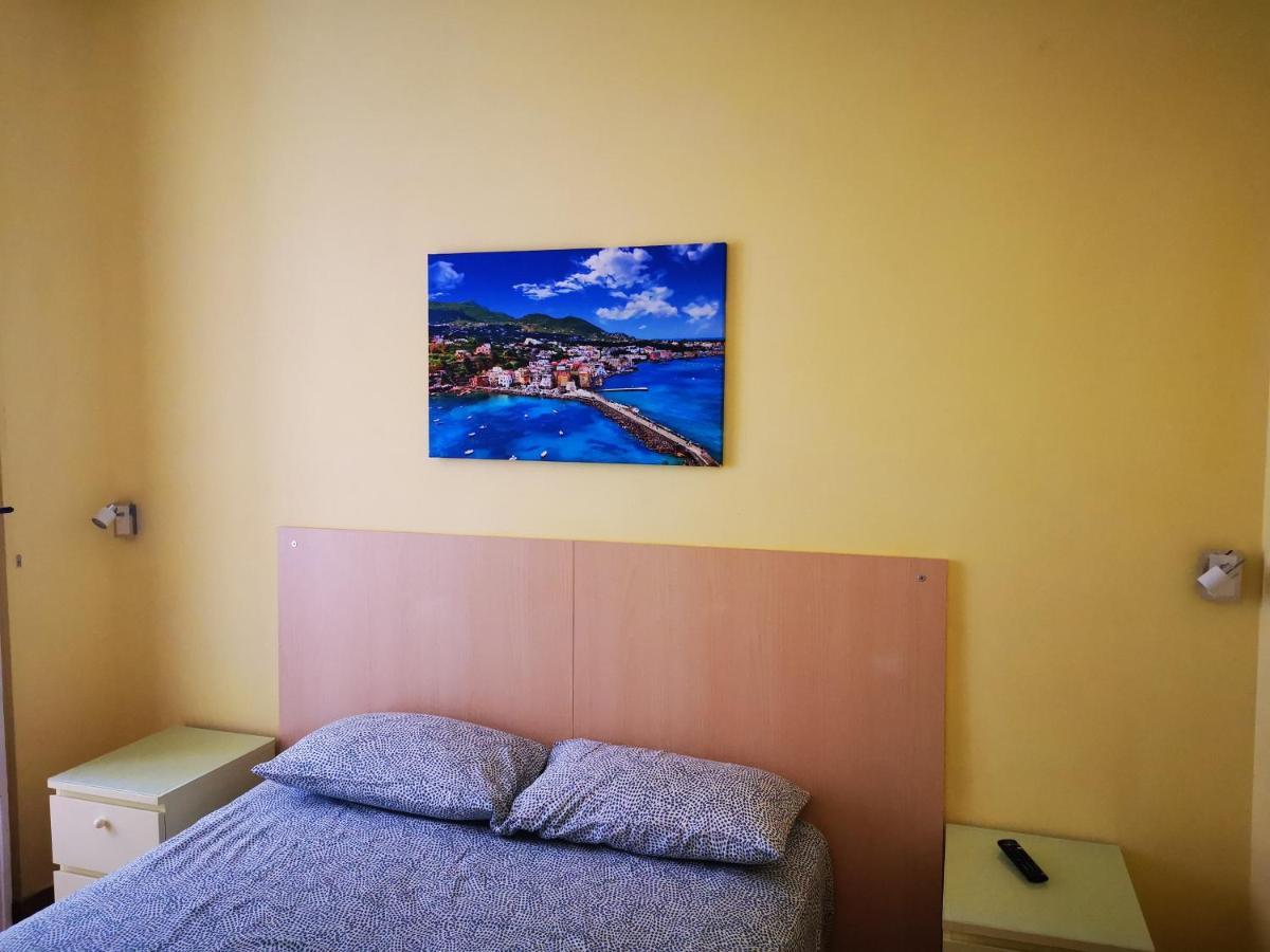 Casa Cupiello Via Chiaia - Casa Vacanze Ad Uso Esclusivo ナポリ エクステリア 写真